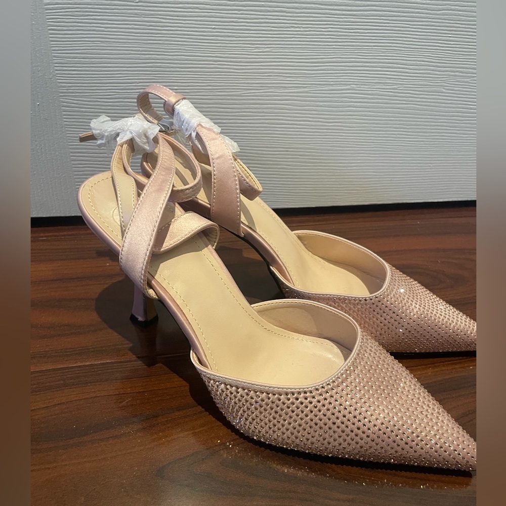Rose Pink Jeweled Women's Heels Size 8.5
